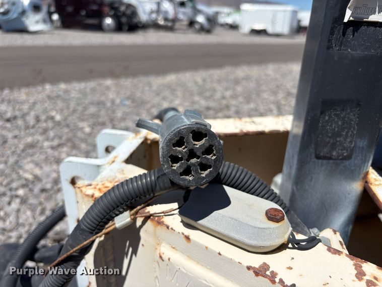 image for item YA3732 1987 LMC 1500 track carrier