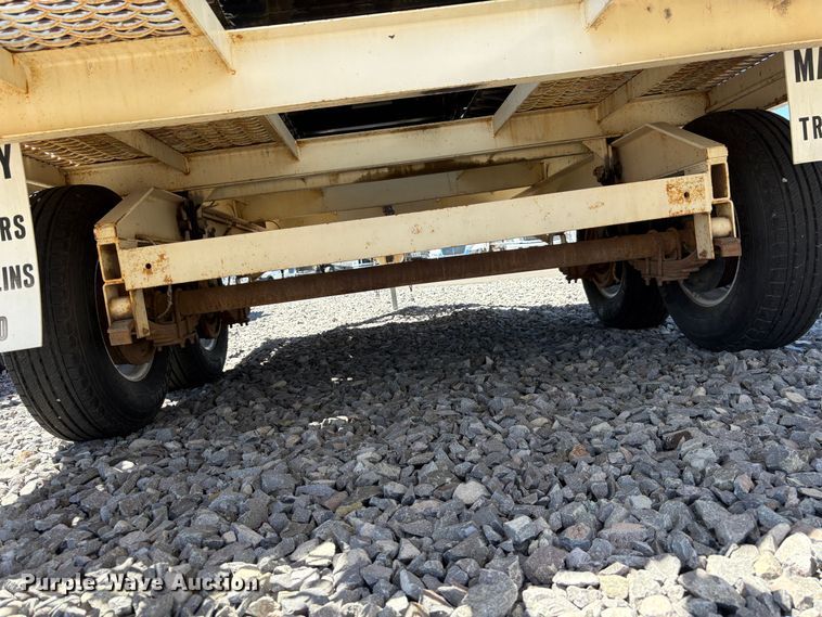 image for item YA3732 1987 LMC 1500 track carrier