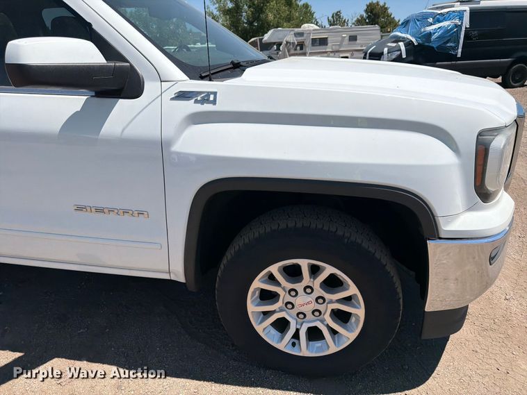 image for item YA3782 2018 GMC Sierra 1500 Ext. Cab pickup truck
