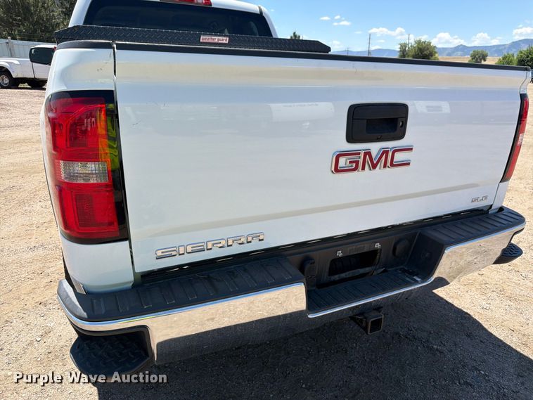 image for item YA3782 2018 GMC Sierra 1500 Ext. Cab pickup truck