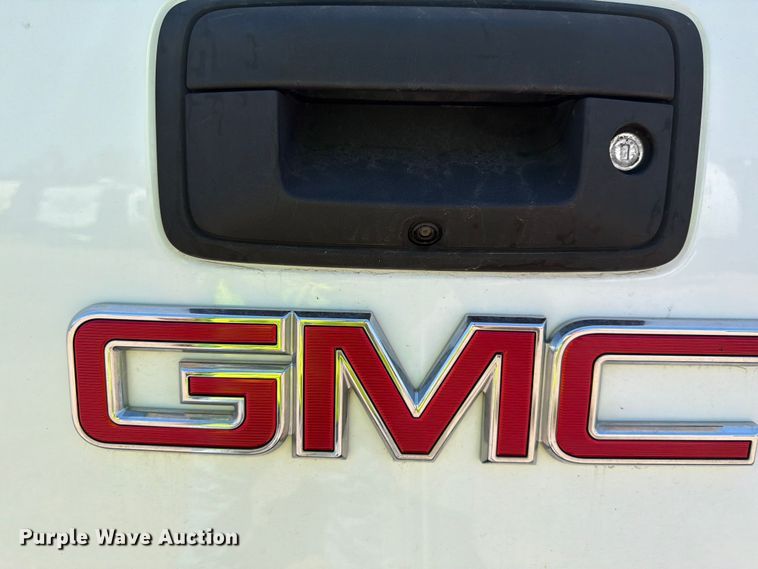 image for item YA3782 2018 GMC Sierra 1500 Ext. Cab pickup truck