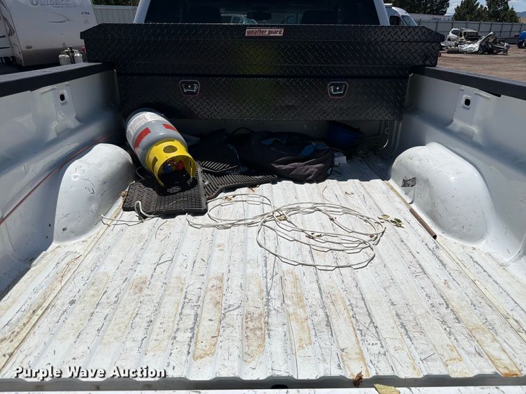 image for item YA3782 2018 GMC Sierra 1500 Ext. Cab pickup truck