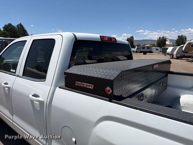 image for item YA3782 2018 GMC Sierra 1500 Ext. Cab pickup truck
