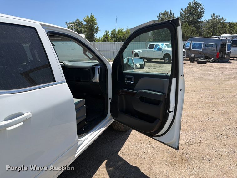 image for item YA3782 2018 GMC Sierra 1500 Ext. Cab pickup truck