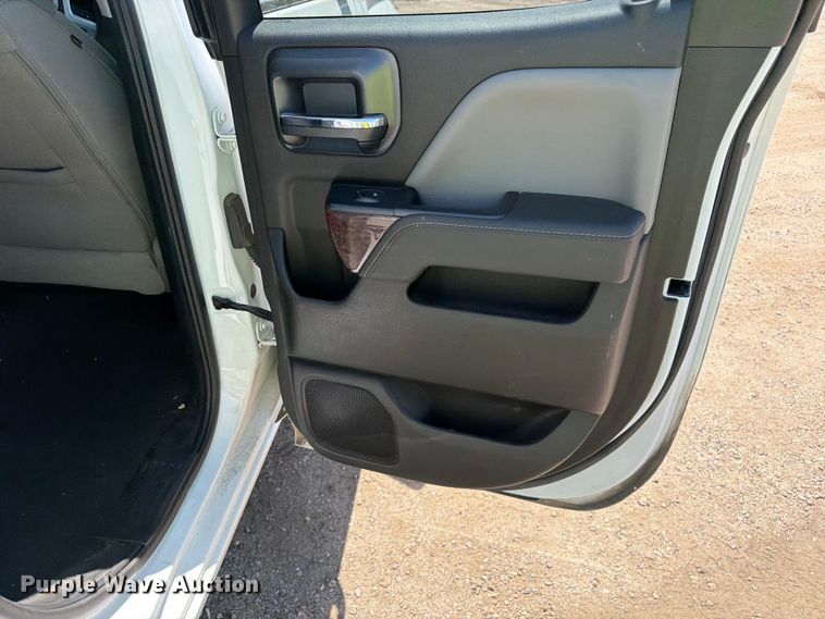 image for item YA3782 2018 GMC Sierra 1500 Ext. Cab pickup truck