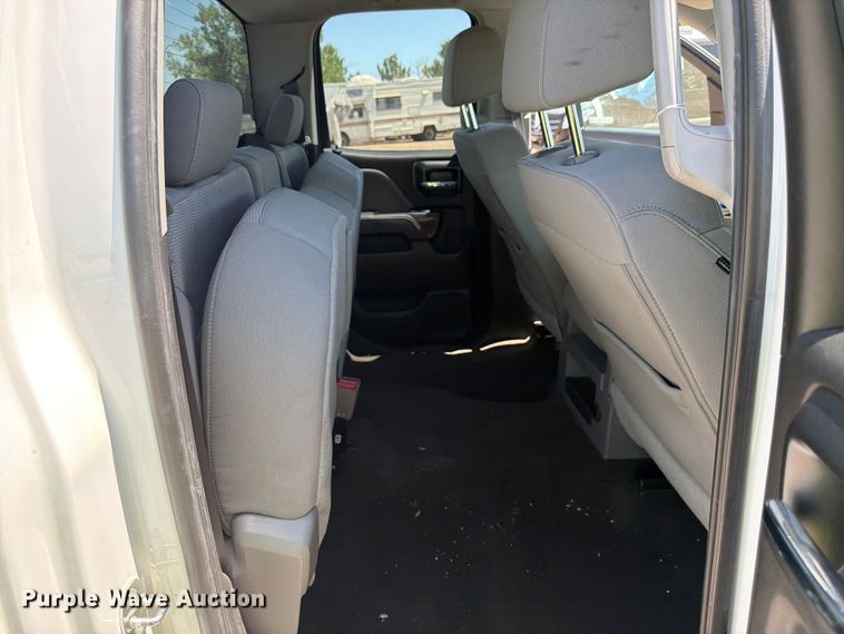 image for item YA3782 2018 GMC Sierra 1500 Ext. Cab pickup truck