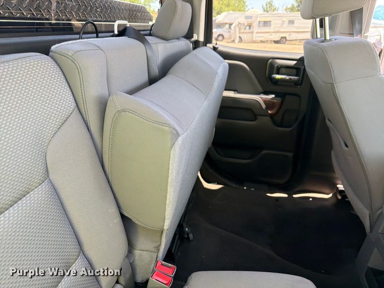 image for item YA3782 2018 GMC Sierra 1500 Ext. Cab pickup truck