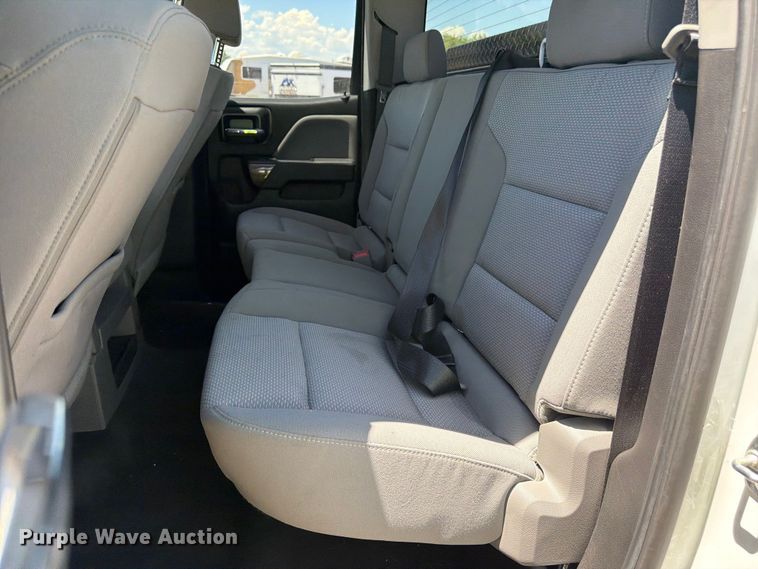 image for item YA3782 2018 GMC Sierra 1500 Ext. Cab pickup truck