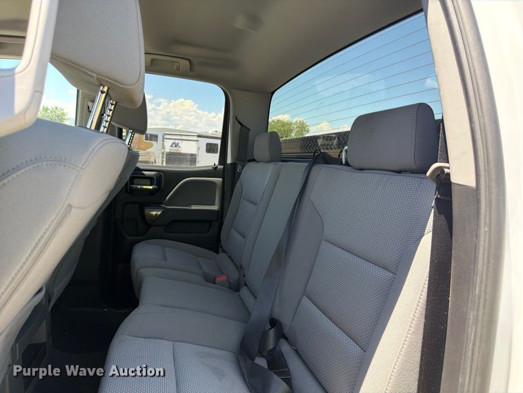 image for item YA3782 2018 GMC Sierra 1500 Ext. Cab pickup truck