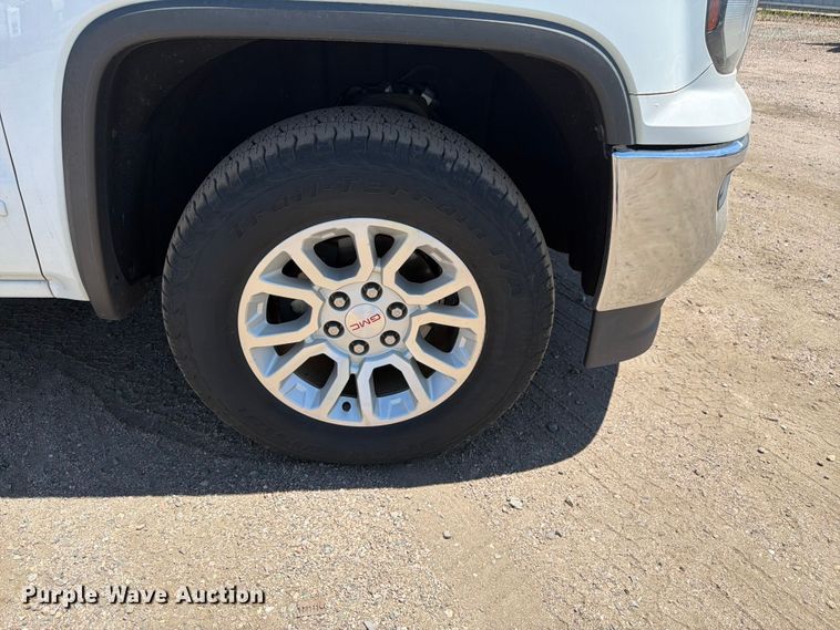 image for item YA3782 2018 GMC Sierra 1500 Ext. Cab pickup truck
