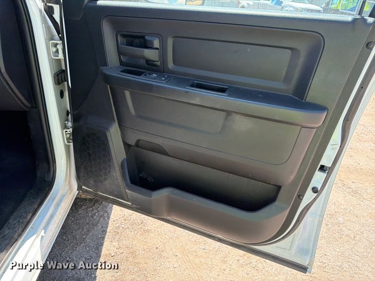image for item YA3783 2021 RAM 1500 Ext. Cab pickup truck