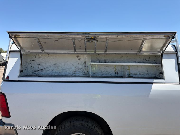 image for item YA3784 2019 RAM 1500 pickup truck