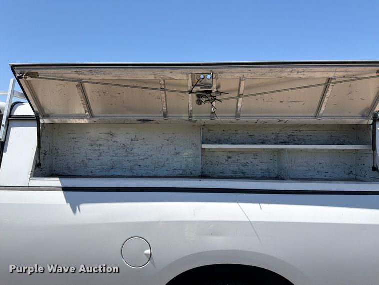 image for item YA3784 2019 RAM 1500 pickup truck