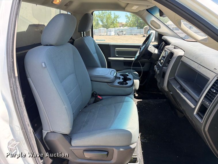 image for item YA3784 2019 RAM 1500 pickup truck