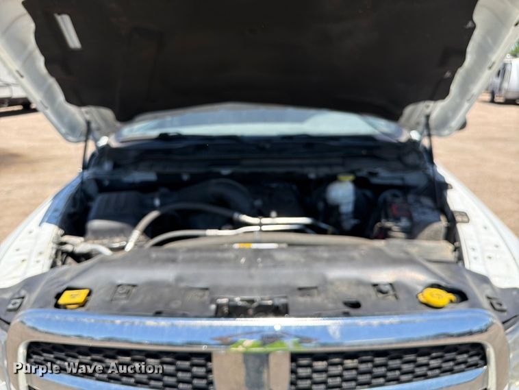 image for item YA3784 2019 RAM 1500 pickup truck