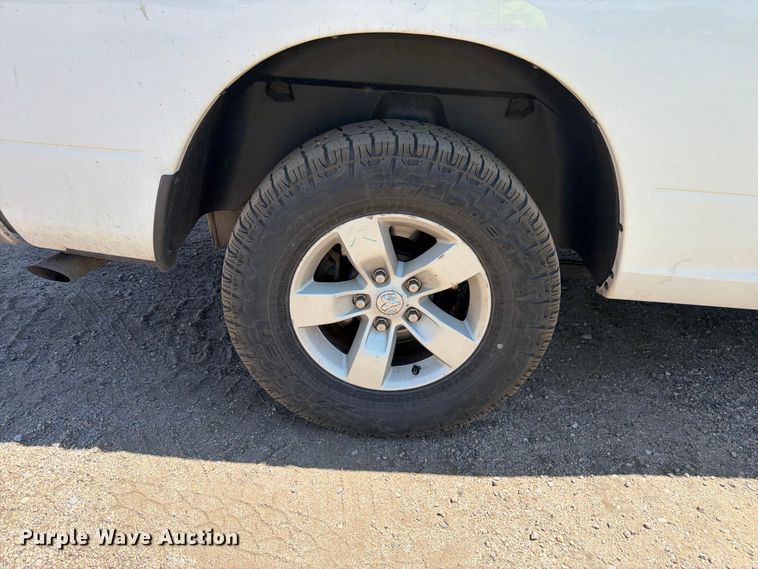 image for item YA3784 2019 RAM 1500 pickup truck