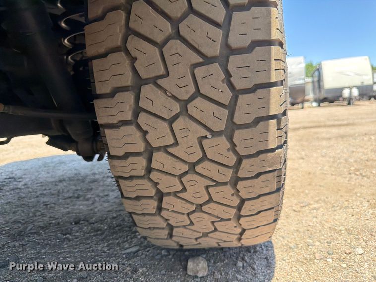 image for item YA3784 2019 RAM 1500 pickup truck