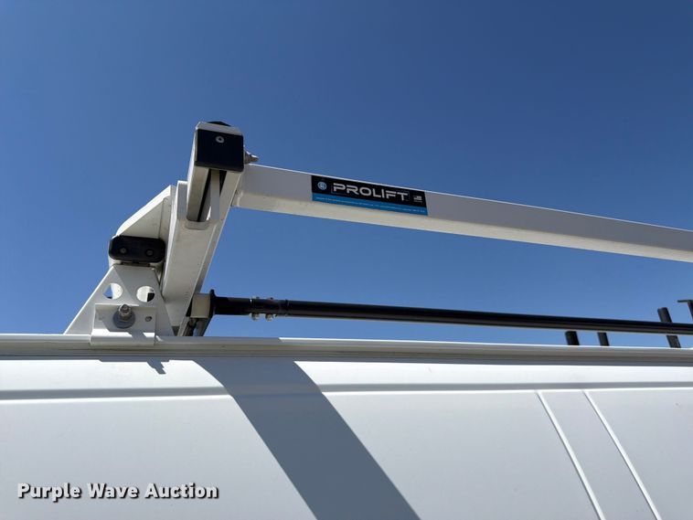 image for item YA3786 2020 Chevrolet Express 2500 van