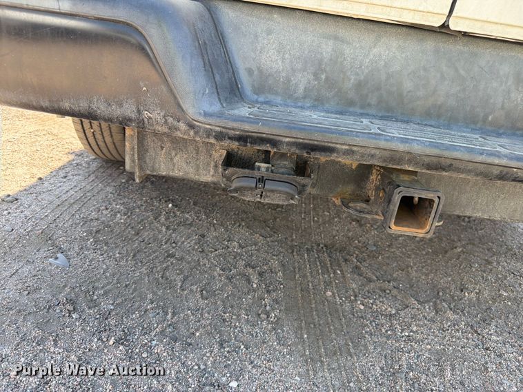 image for item YA3786 2020 Chevrolet Express 2500 van