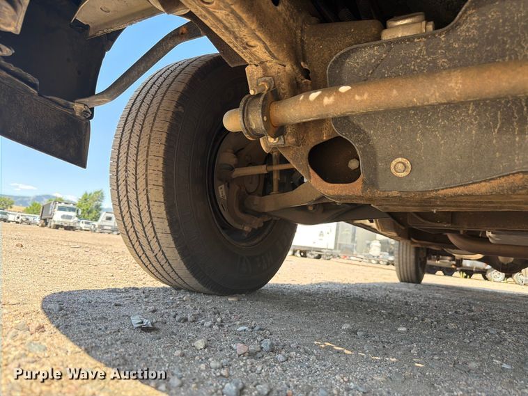 image for item YA3786 2020 Chevrolet Express 2500 van