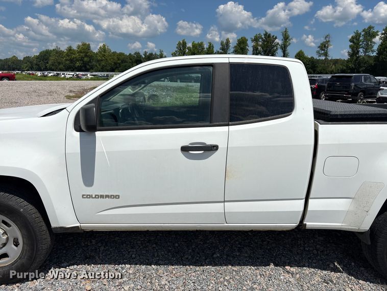 image for item YA3883 2018 Chevrolet Colorado Ext. Cab pickup truck