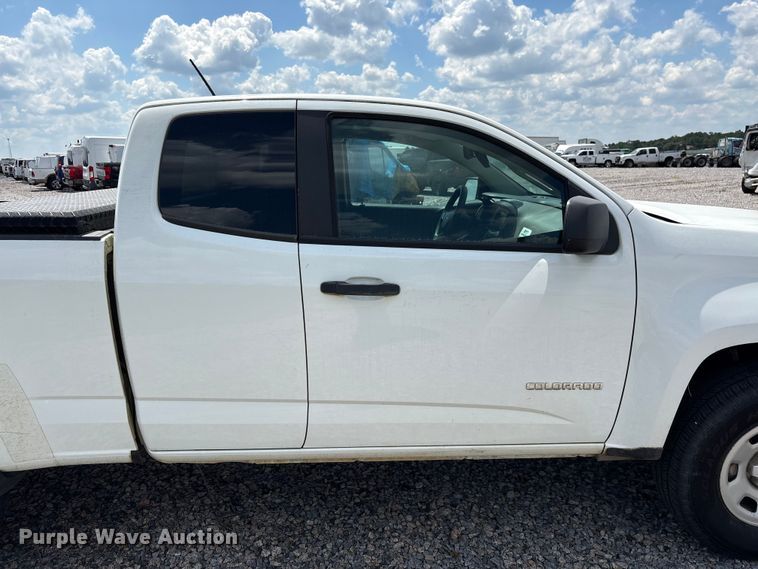 image for item YA3883 2018 Chevrolet Colorado Ext. Cab pickup truck