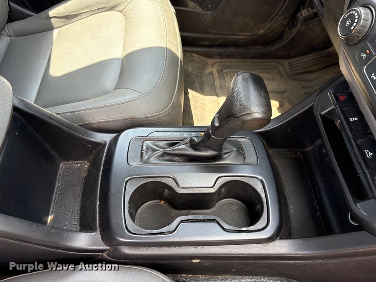 image for item YA3883 2018 Chevrolet Colorado Ext. Cab pickup truck