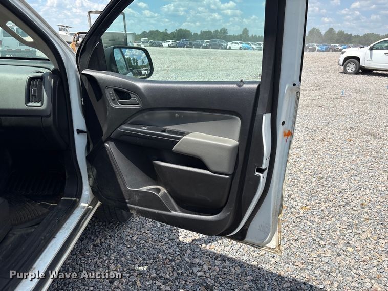 image for item YA3883 2018 Chevrolet Colorado Ext. Cab pickup truck