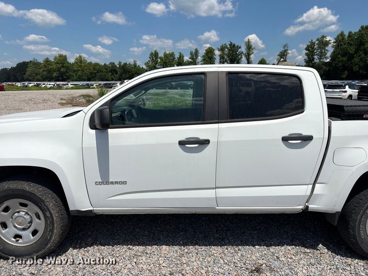 image for item YA3885 2020 Chevrolet Colorado Ext. Cab pickup truck