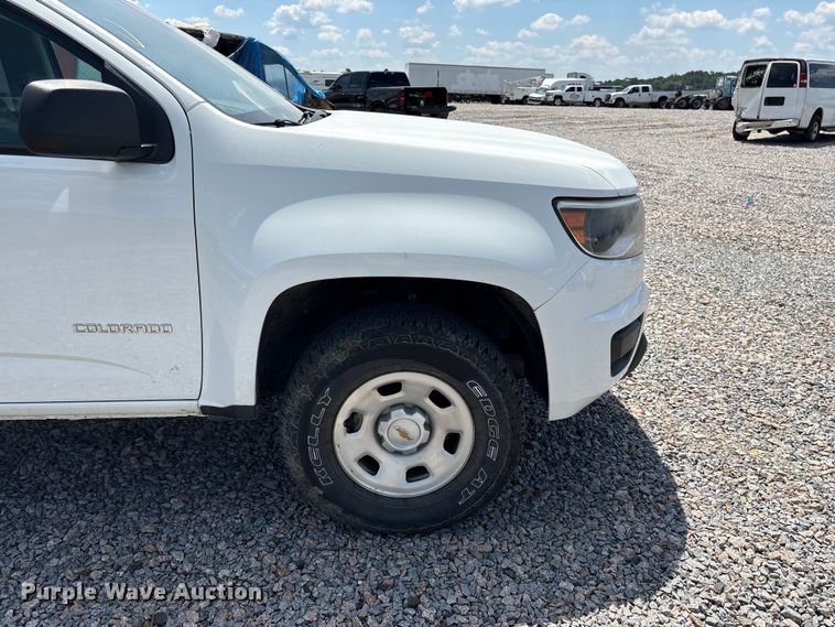 image for item YA3885 2020 Chevrolet Colorado Ext. Cab pickup truck