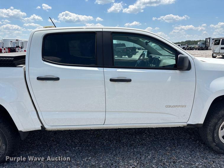 image for item YA3885 2020 Chevrolet Colorado Ext. Cab pickup truck