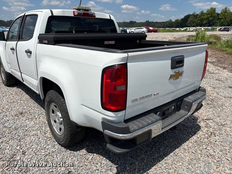 image for item YA3885 2020 Chevrolet Colorado Ext. Cab pickup truck