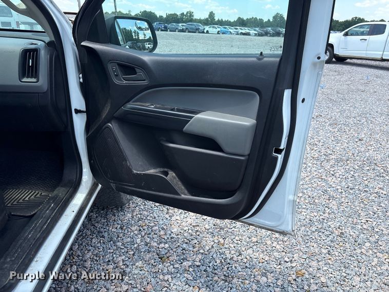 image for item YA3885 2020 Chevrolet Colorado Ext. Cab pickup truck