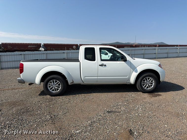 image for item YA3892 2017 Nissan Frontier Ext. Cab pickup truck