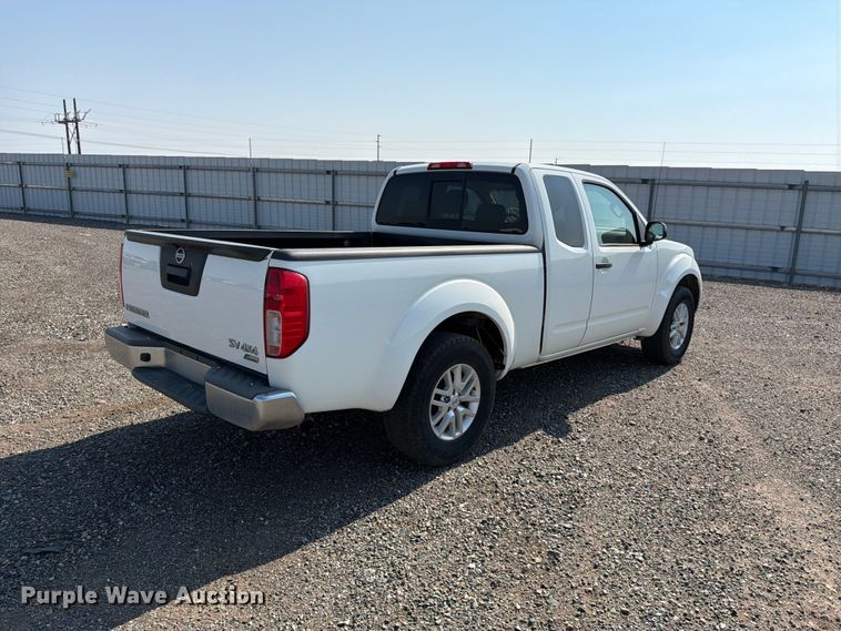 image for item YA3892 2017 Nissan Frontier Ext. Cab pickup truck