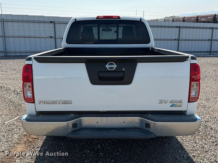 image for item YA3892 2017 Nissan Frontier Ext. Cab pickup truck