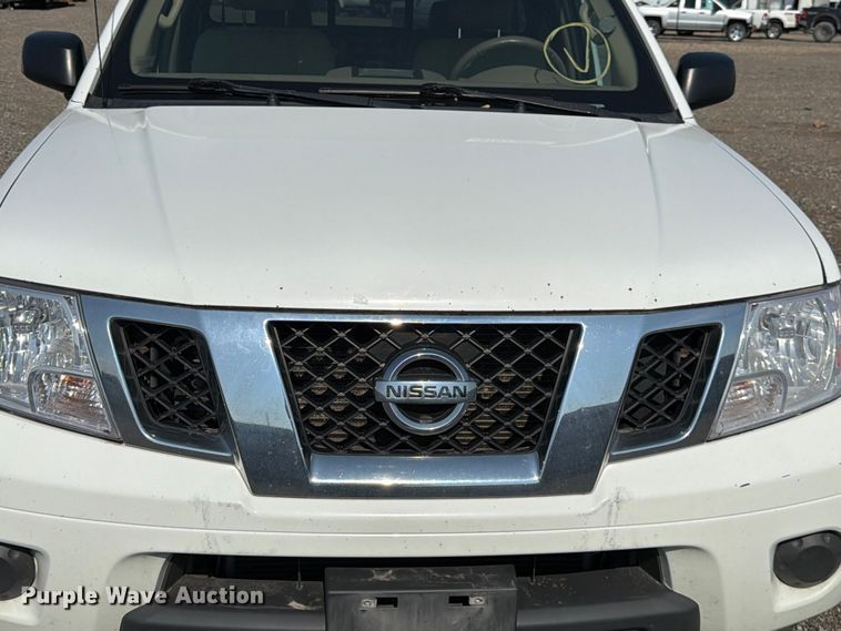 image for item YA3892 2017 Nissan Frontier Ext. Cab pickup truck