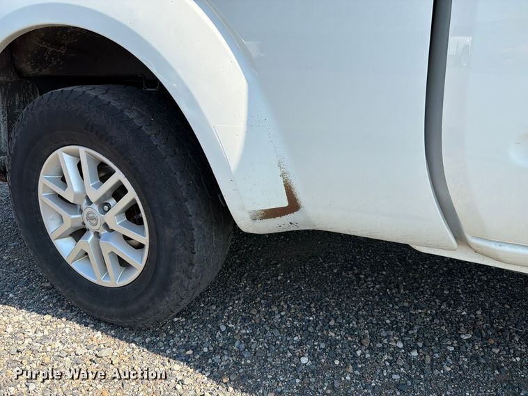 image for item YA3892 2017 Nissan Frontier Ext. Cab pickup truck