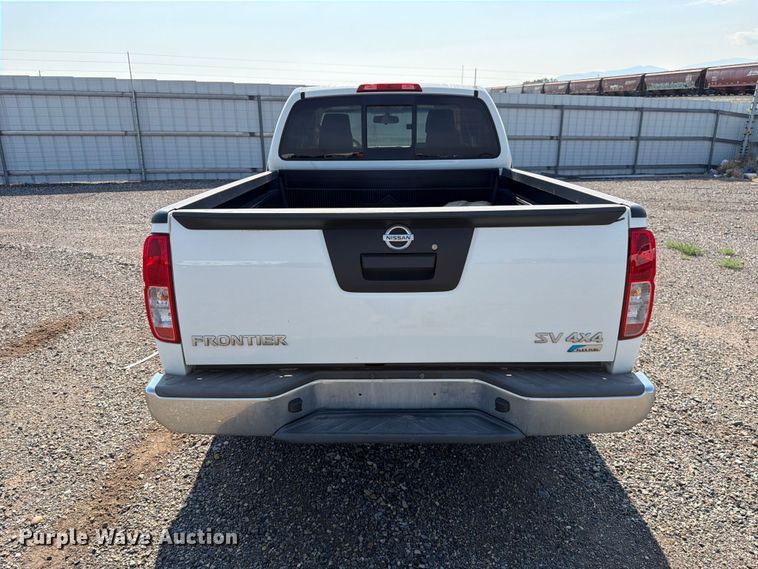 image for item YA3892 2017 Nissan Frontier Ext. Cab pickup truck