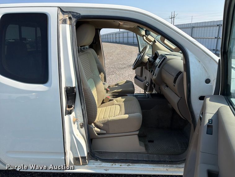 image for item YA3892 2017 Nissan Frontier Ext. Cab pickup truck