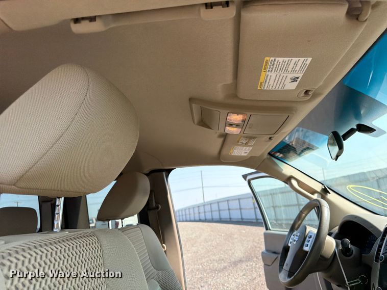 image for item YA3892 2017 Nissan Frontier Ext. Cab pickup truck