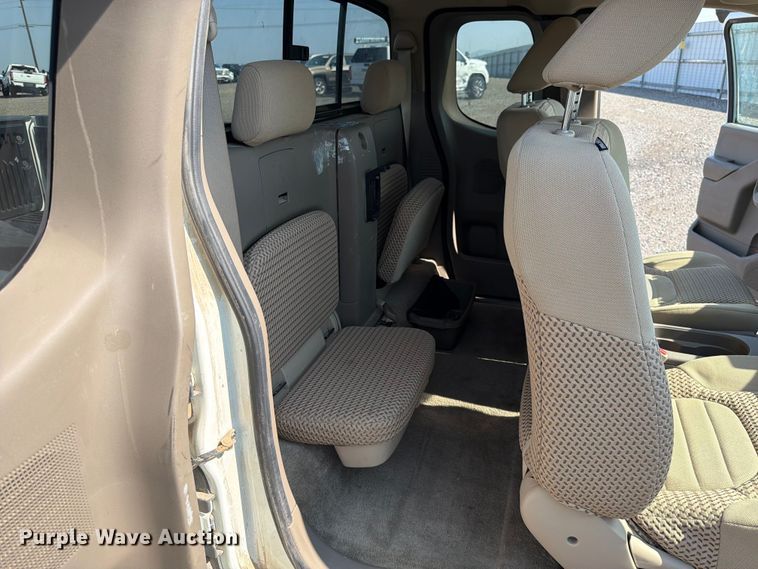 image for item YA3892 2017 Nissan Frontier Ext. Cab pickup truck