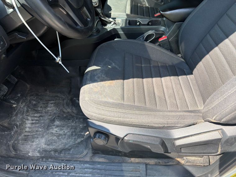 image for item YA3899 2022 Ford Ranger Crew Cab pickup truck