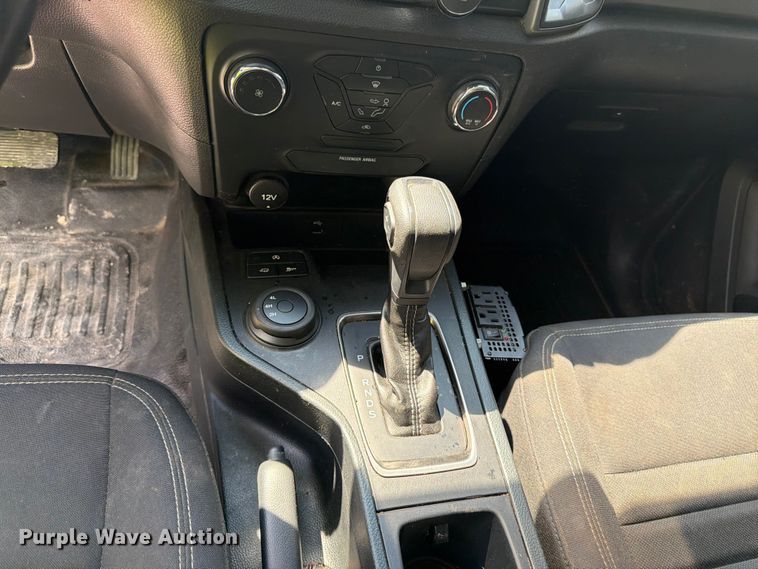 image for item YA3899 2022 Ford Ranger Crew Cab pickup truck