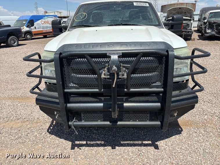 image for item YA3987 2015 Ford F250 Super Duty Ext. Cab utility bed pickup truck