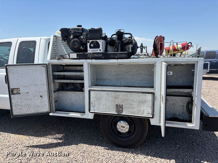 image for item YA3987 2015 Ford F250 Super Duty Ext. Cab utility bed pickup truck