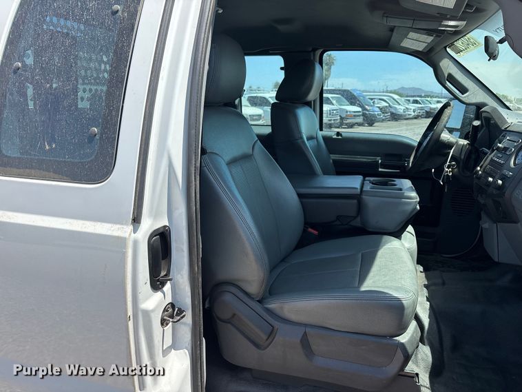image for item YA3987 2015 Ford F250 Super Duty Ext. Cab utility bed pickup truck