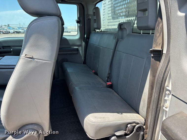 image for item YA3987 2015 Ford F250 Super Duty Ext. Cab utility bed pickup truck