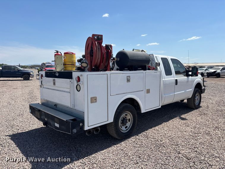 image for item YA3988 2015 Ford F250 Super Duty Ext. Cab utility / service truck