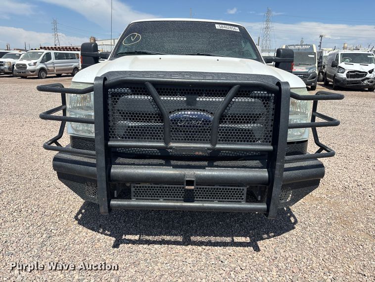 image for item YA3988 2015 Ford F250 Super Duty Ext. Cab utility / service truck